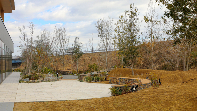 ジーテクト中部工場新築工事 外構植栽工事