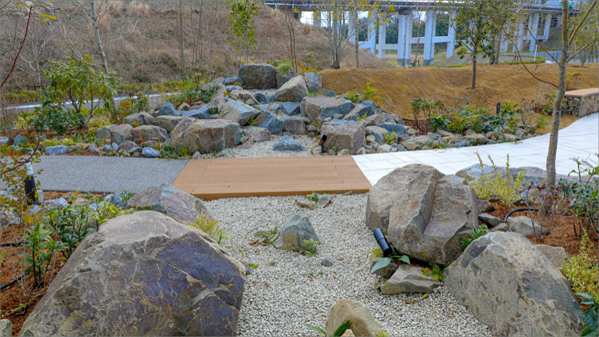 ジーテクト中部工場新築工事 外構植栽工事