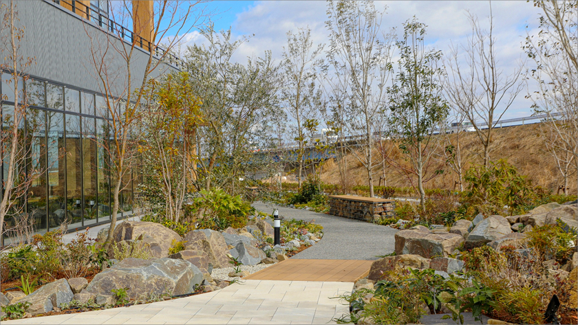 ジーテクト中部工場新築工事 外構植栽工事